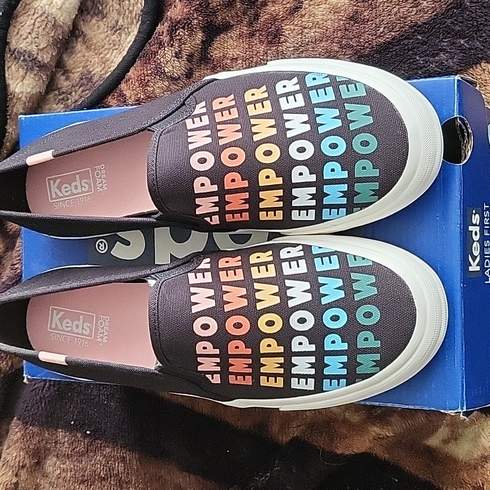 BNWB Keds Slip on w/Empower printed